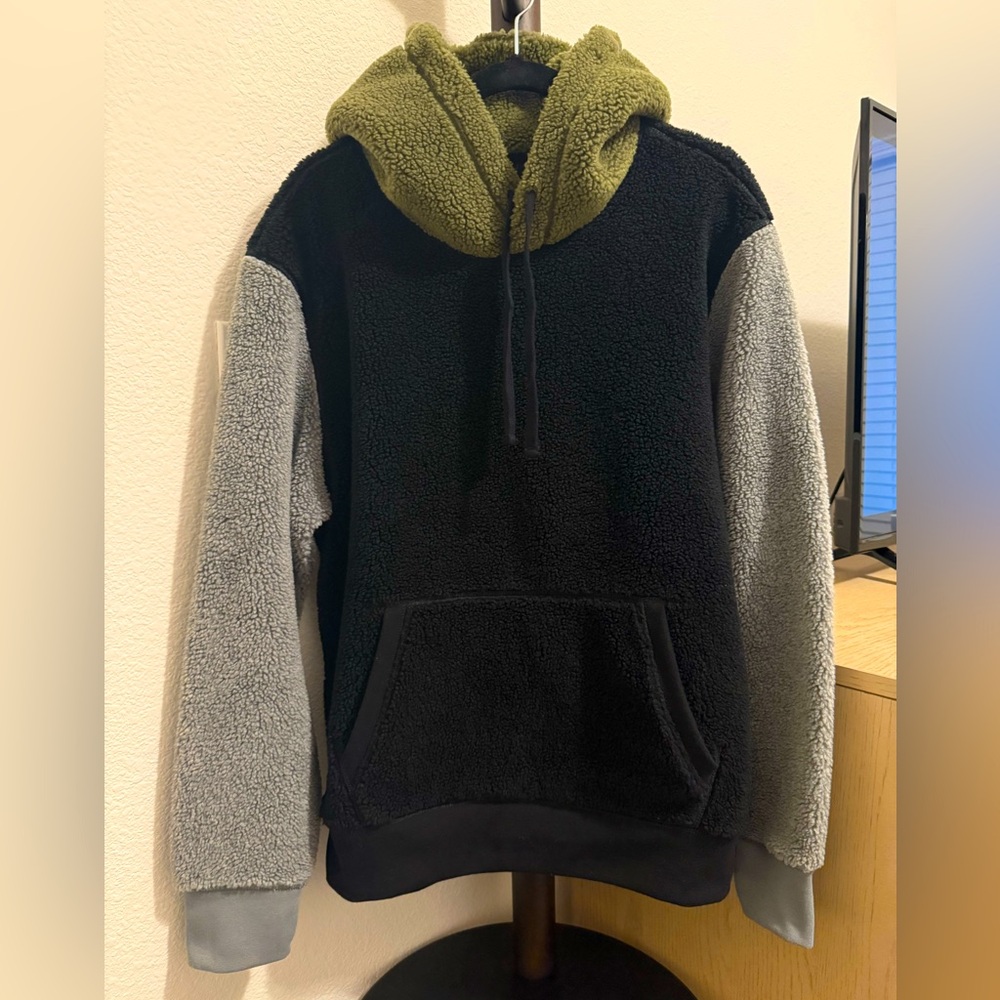 NWOT American Eagle Sherpa Color Block Hoodie Men’s L